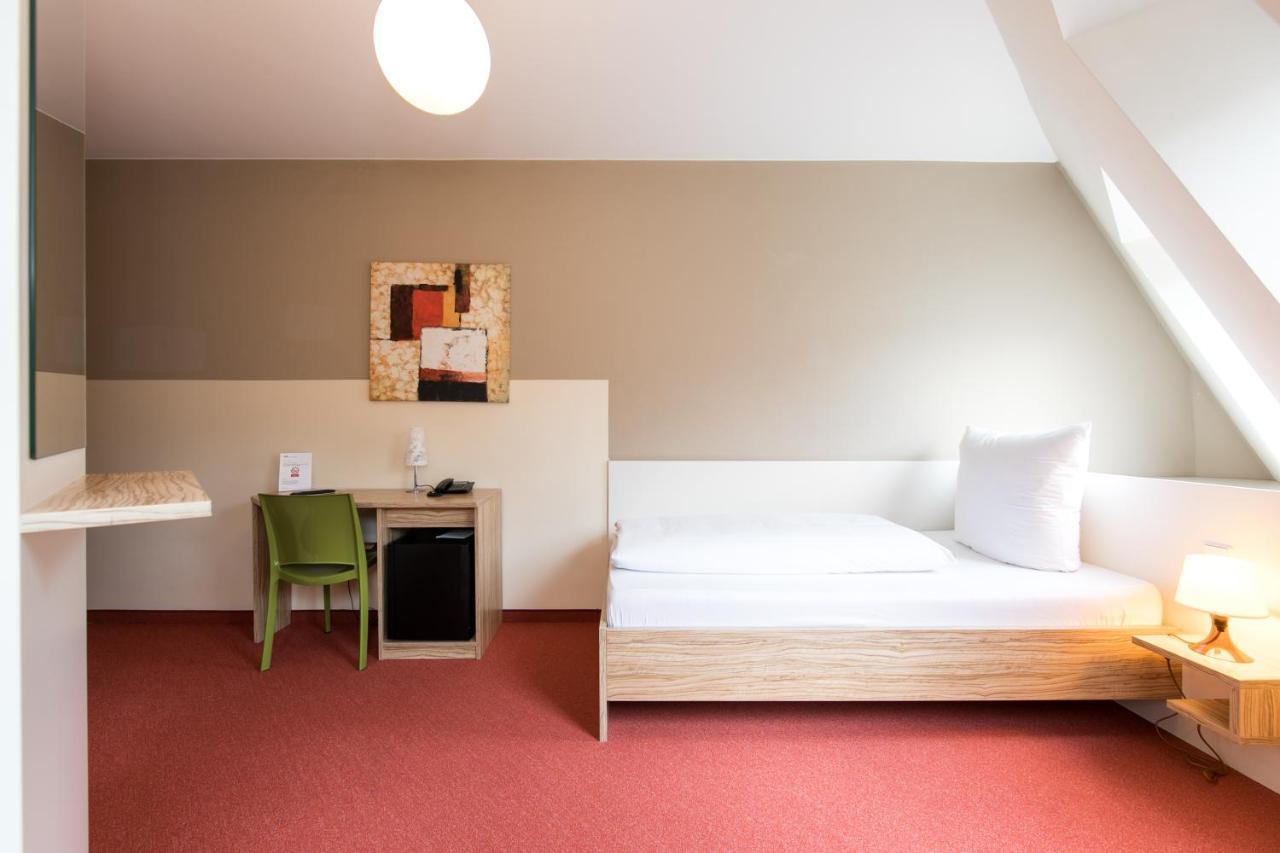 Nu Wave Hotel Berlin - Digital Check-In 2025 外观 照片